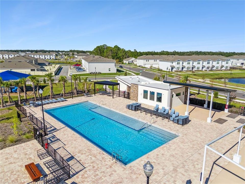 En Venta: $348,990 (3 camas, 2 baños, 1551 Pies cuadrados)