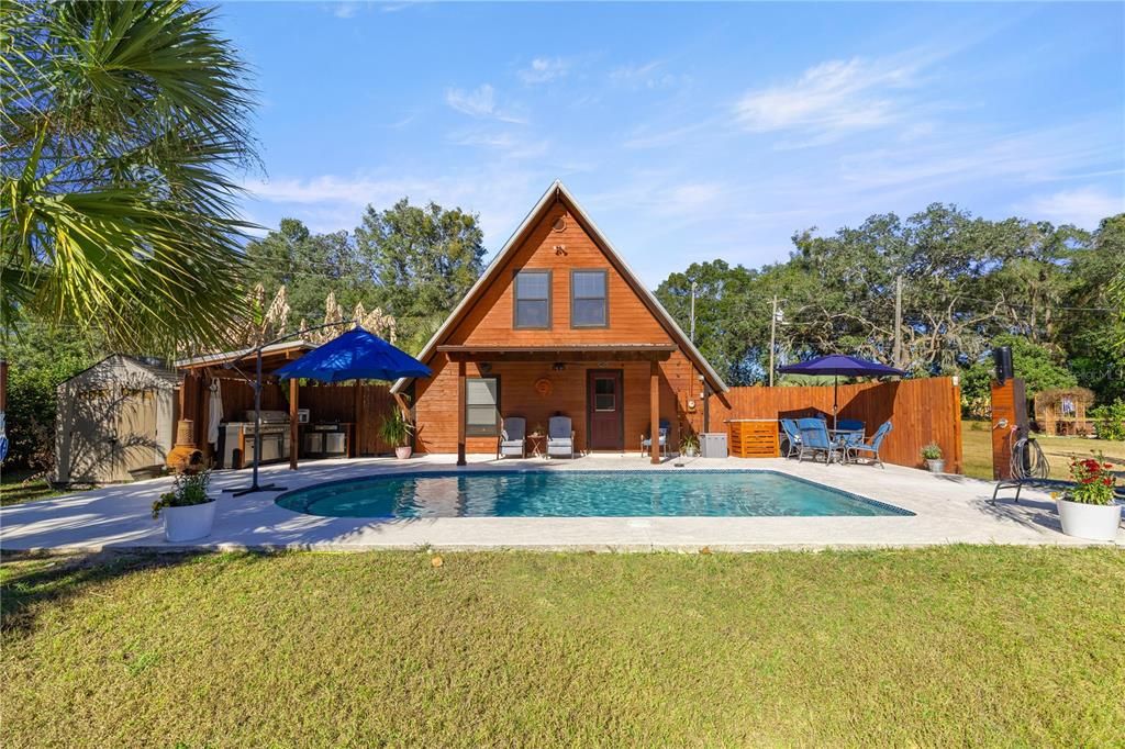 На продажу: $399,900 (2 спален, 1 ванн, 1344 Квадратных фут)