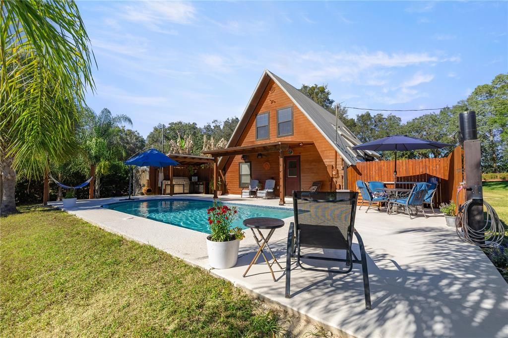 На продажу: $399,900 (2 спален, 1 ванн, 1344 Квадратных фут)