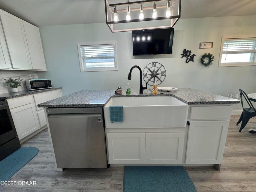 En Venta: $534,900 (2 camas, 2 baños, 1554 Pies cuadrados)