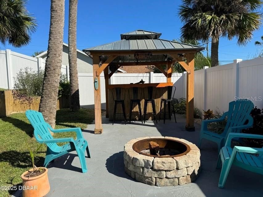 En Venta: $534,900 (2 camas, 2 baños, 1554 Pies cuadrados)