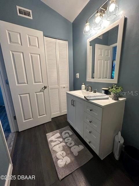 En Venta: $534,900 (2 camas, 2 baños, 1554 Pies cuadrados)