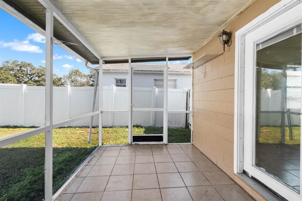 出租: $1,900 (3 贝兹, 2 浴室, 1075 平方英尺)