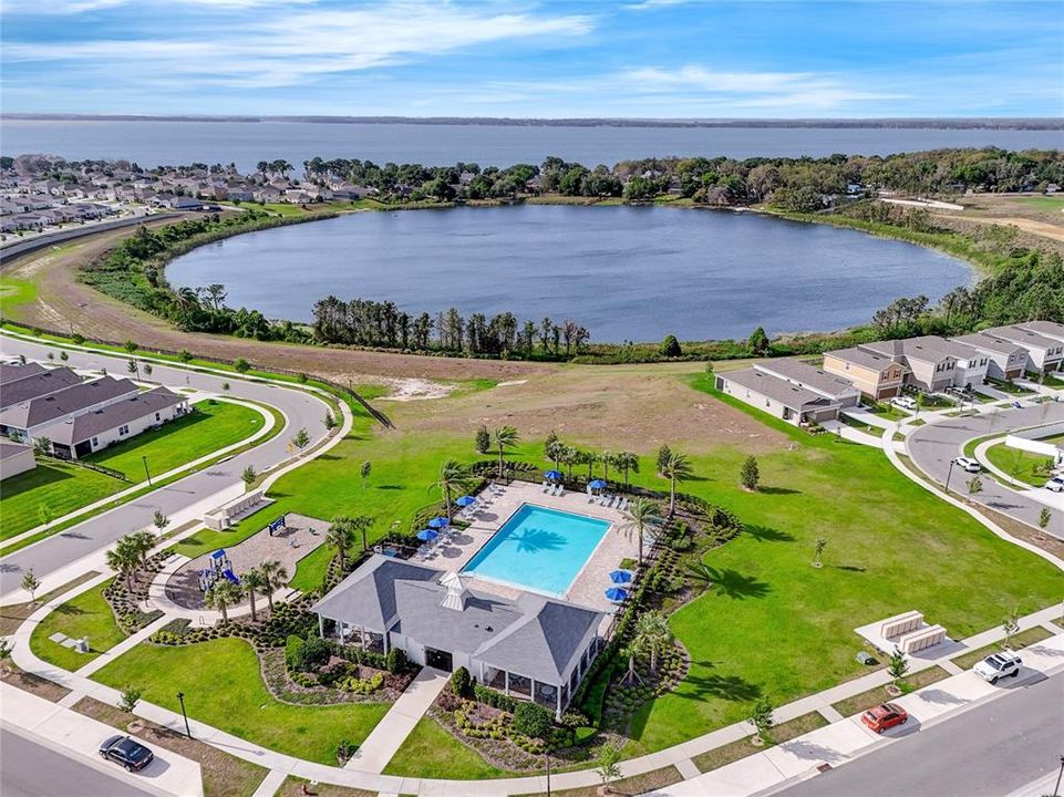 En Venta: $384,990 (5 camas, 3 baños, 2434 Pies cuadrados)