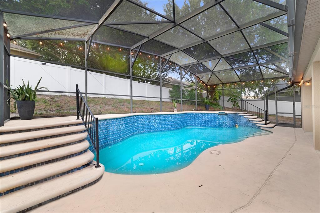 For Sale: $650,000 (5 beds, 4 baths, 4246 Square Feet)