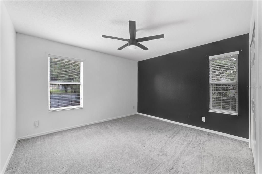 For Sale: $650,000 (5 beds, 4 baths, 4246 Square Feet)