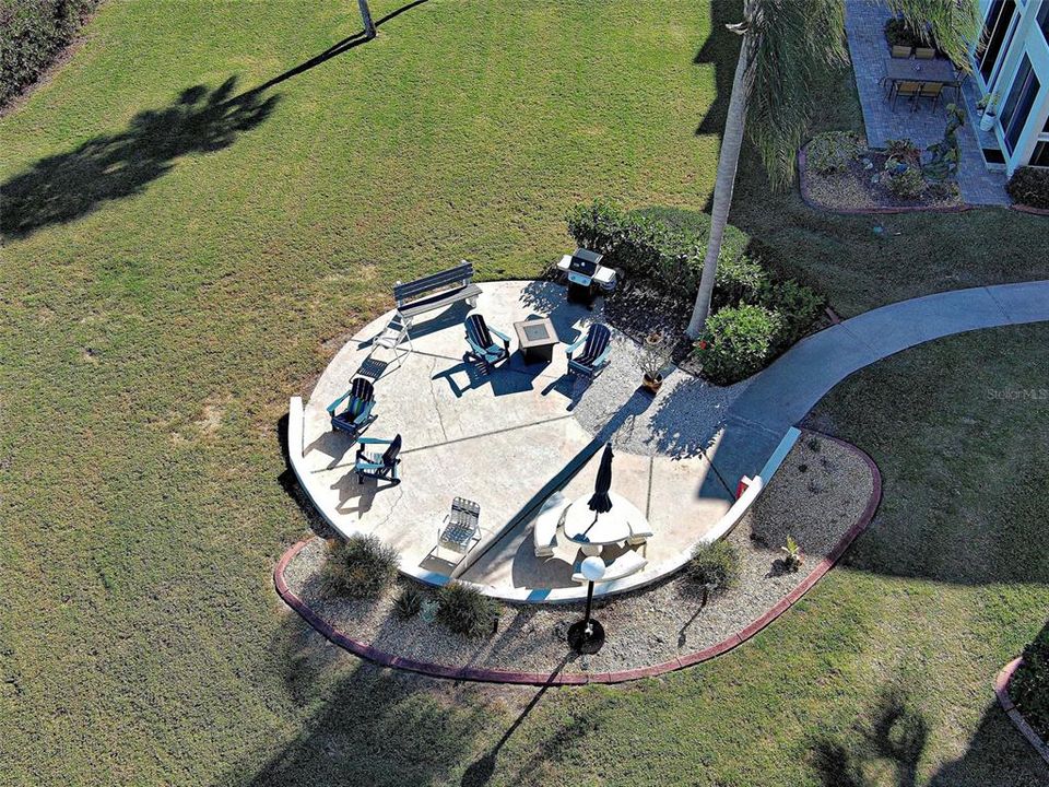 For Sale: $375,000 (2 beds, 2 baths, 1008 Square Feet)