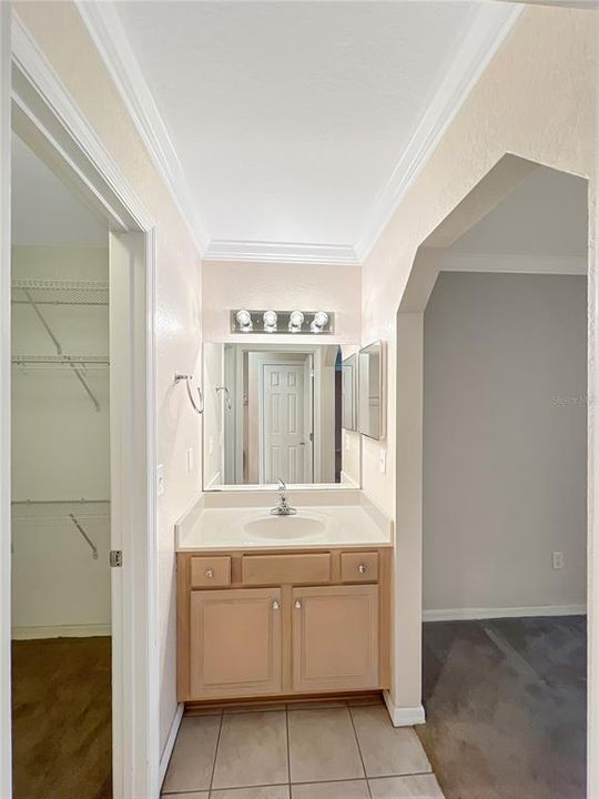 For Sale: $225,000 (2 beds, 2 baths, 1208 Square Feet)