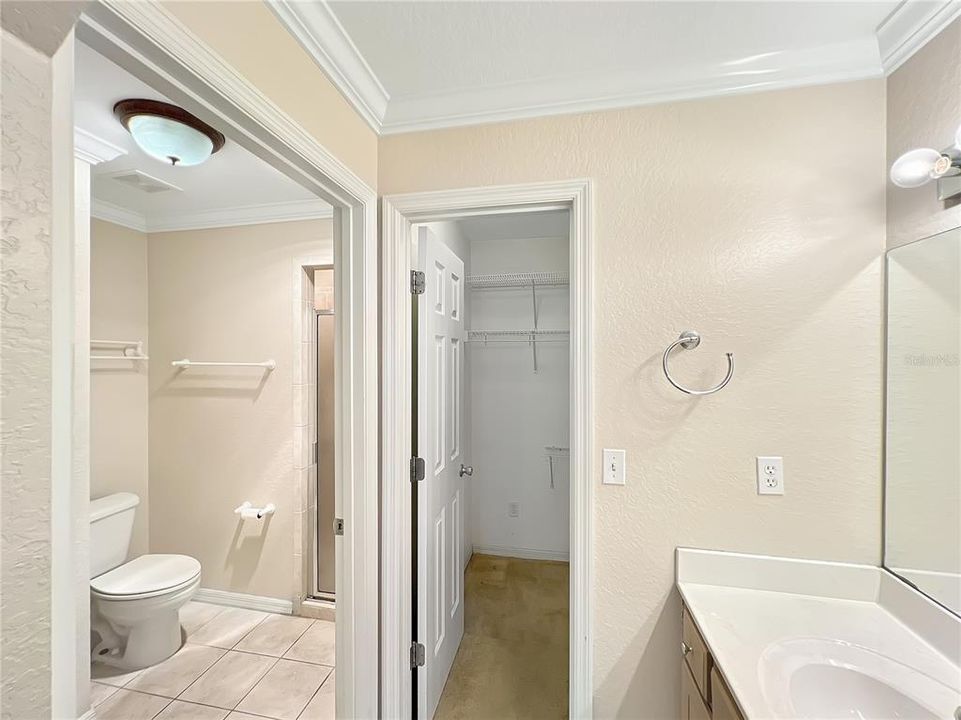 For Sale: $225,000 (2 beds, 2 baths, 1208 Square Feet)