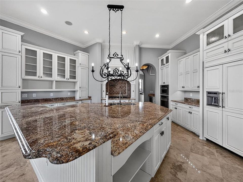 На продажу: $1,423,600 (4 спален, 5 ванн, 4305 Квадратных фут)