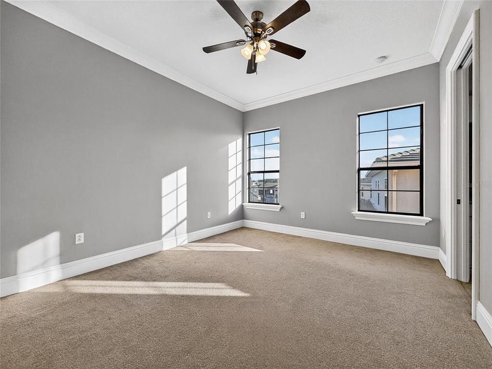 На продажу: $1,423,600 (4 спален, 5 ванн, 4305 Квадратных фут)