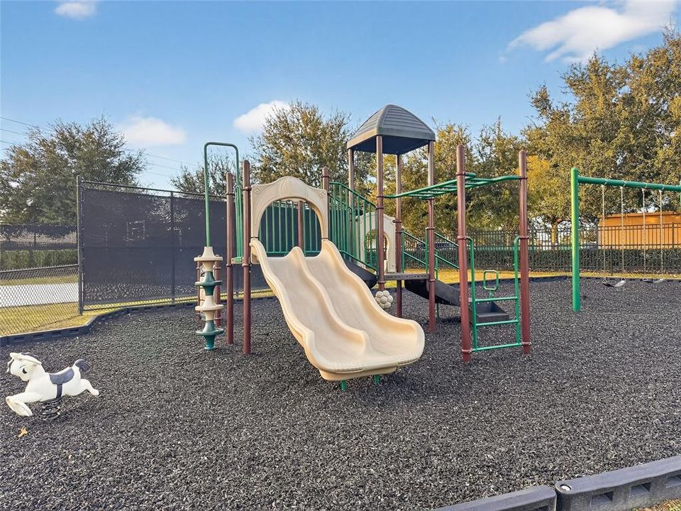 На продажу: $1,423,600 (4 спален, 5 ванн, 4305 Квадратных фут)