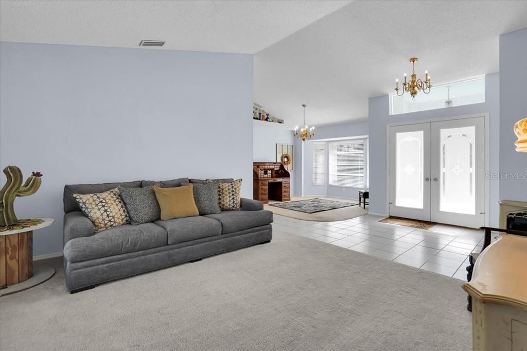 待售: $359,000 (3 贝兹, 2 浴室, 2066 平方英尺)