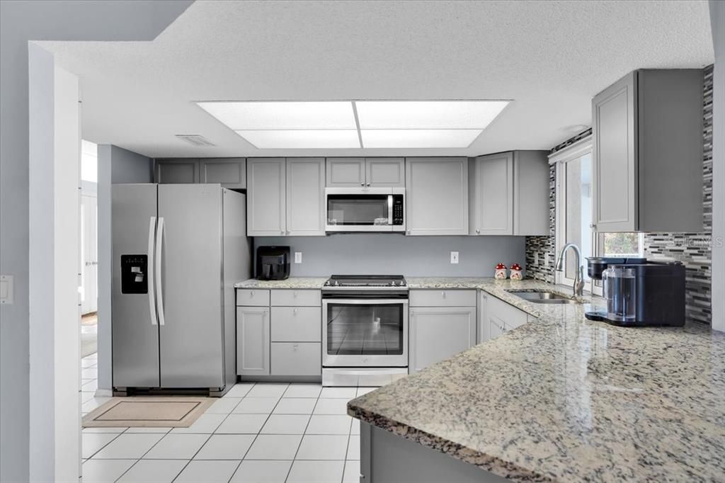 待售: $359,000 (3 贝兹, 2 浴室, 2066 平方英尺)