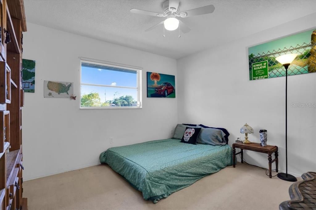 待售: $359,000 (3 贝兹, 2 浴室, 2066 平方英尺)