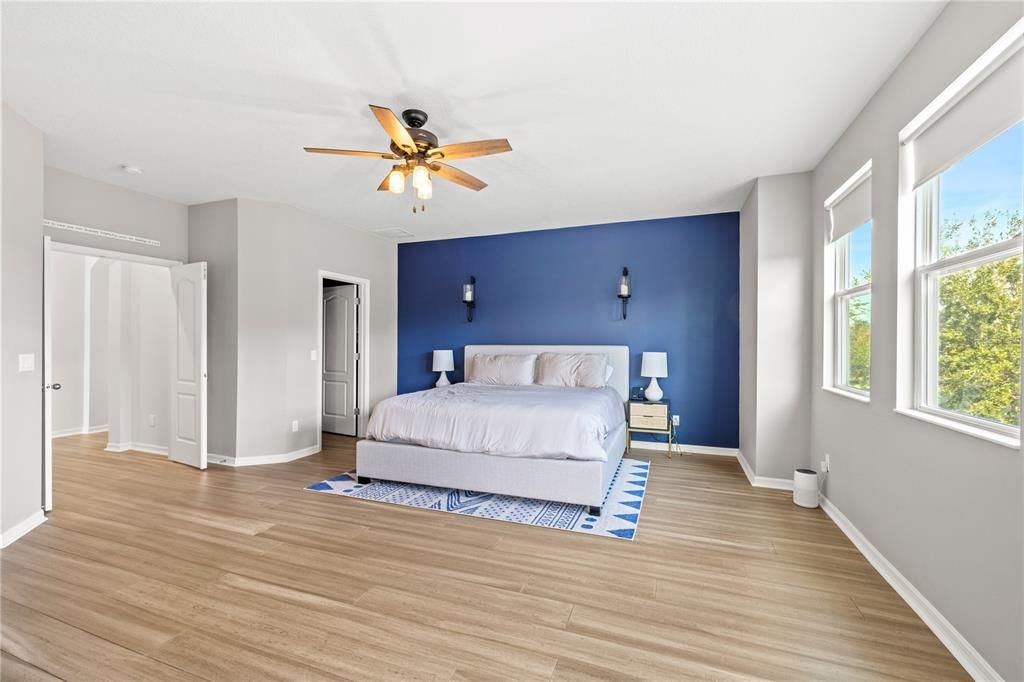 待售: $705,000 (4 贝兹, 3 浴室, 3284 平方英尺)