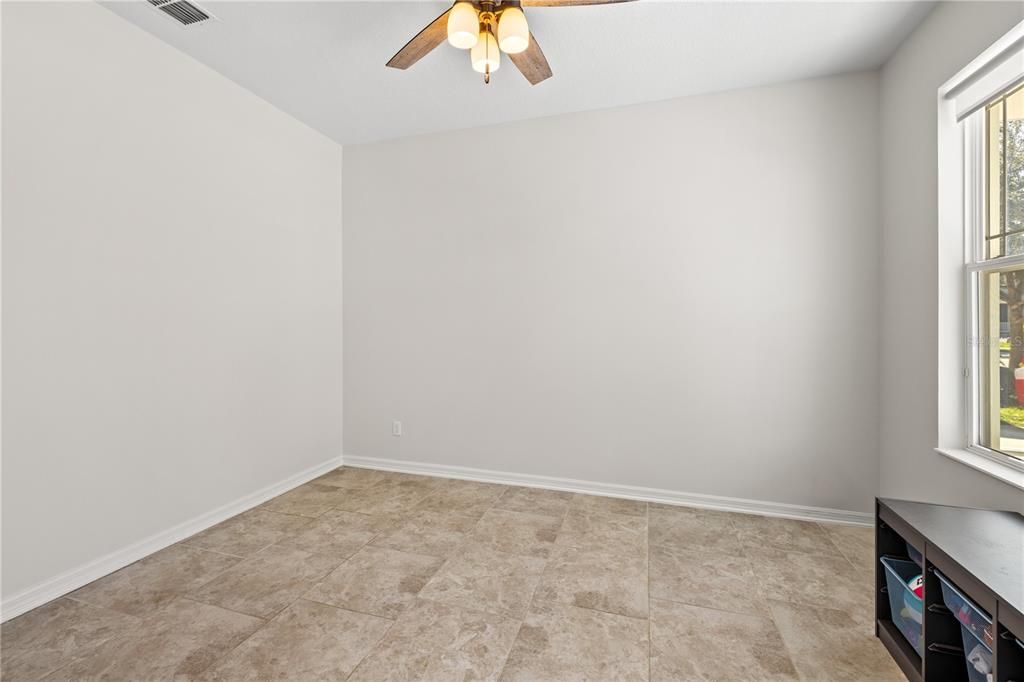 待售: $705,000 (4 贝兹, 3 浴室, 3284 平方英尺)