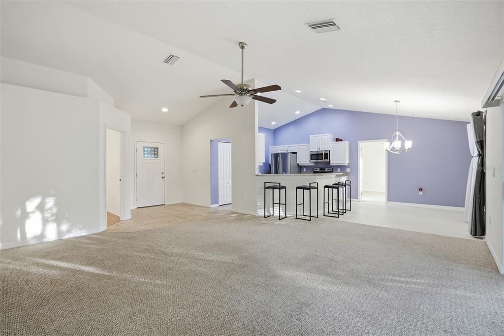 Active With Contract: $1,700 (4 beds, 2 baths, 1772 Square Feet)