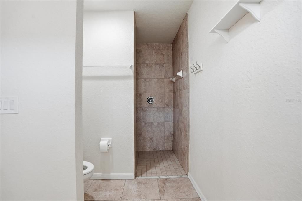 Active With Contract: $1,700 (4 beds, 2 baths, 1772 Square Feet)