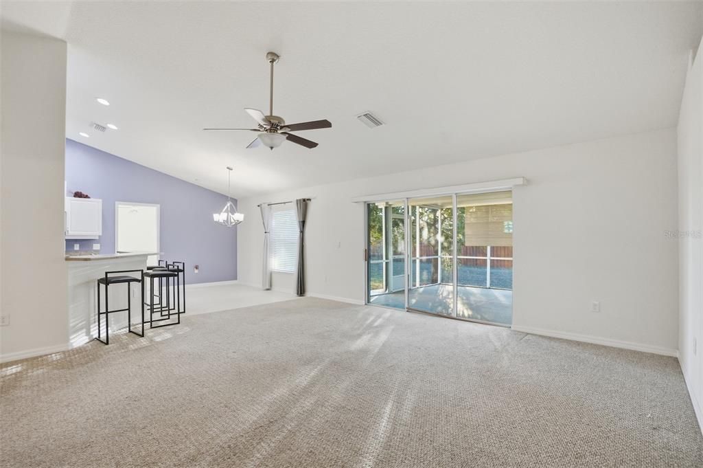 Active With Contract: $1,700 (4 beds, 2 baths, 1772 Square Feet)