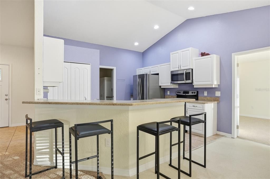 Active With Contract: $1,700 (4 beds, 2 baths, 1772 Square Feet)