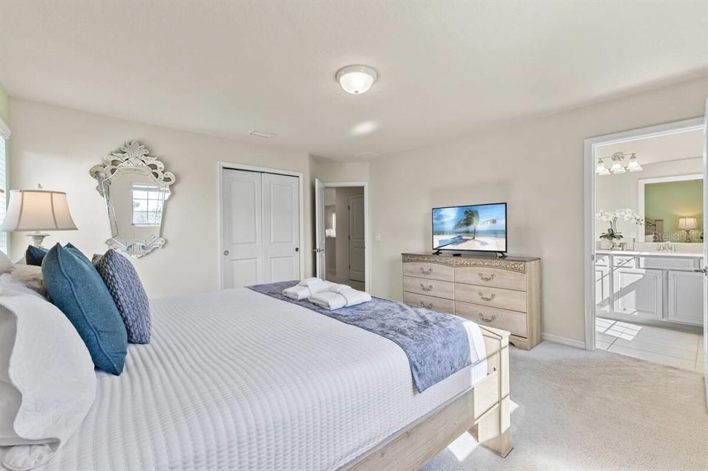 En Renta: $4,500 (6 camas, 4 baños, 3176 Pies cuadrados)