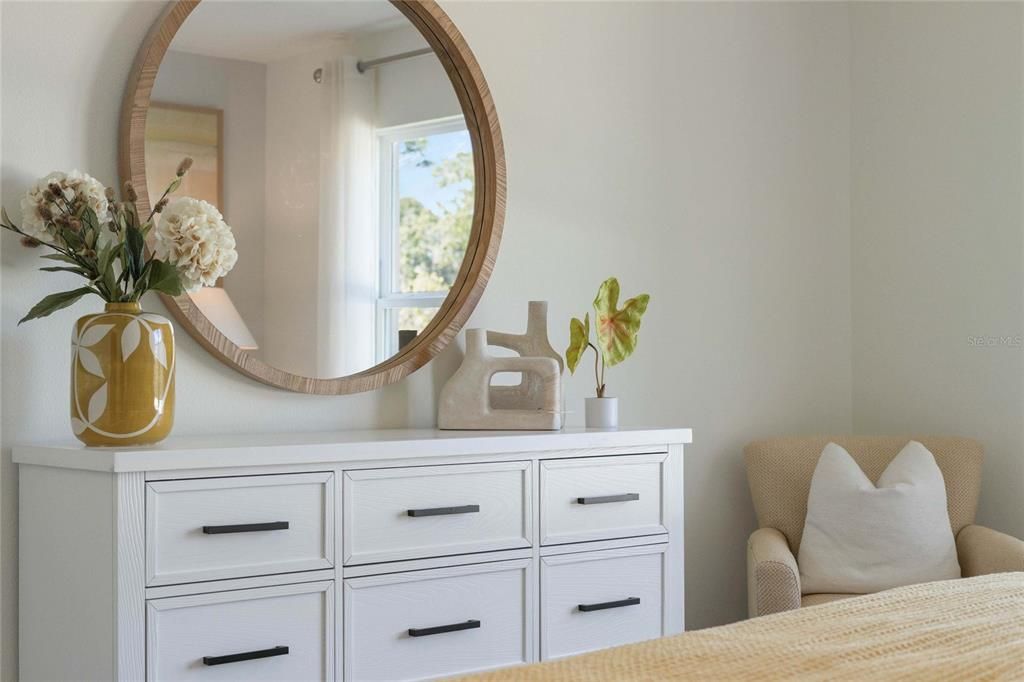 For Sale: $351,990 (4 beds, 2 baths, 1828 Square Feet)