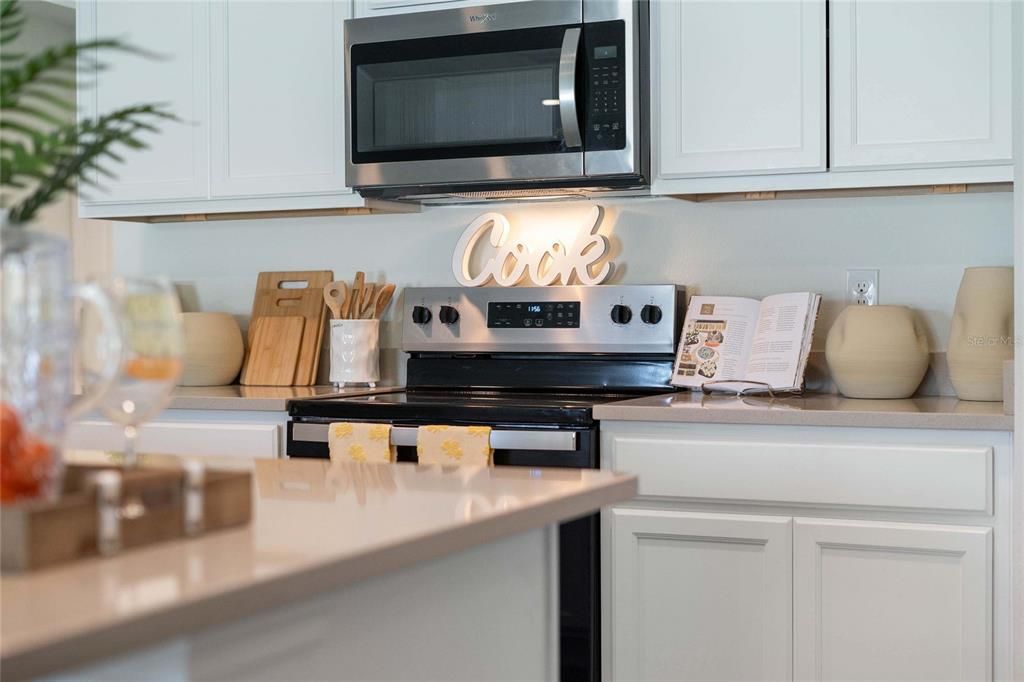 For Sale: $351,990 (4 beds, 2 baths, 1828 Square Feet)