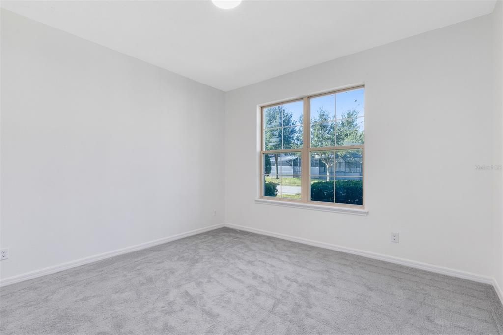 待售: $600,000 (7 贝兹, 6 浴室, 3584 平方英尺)