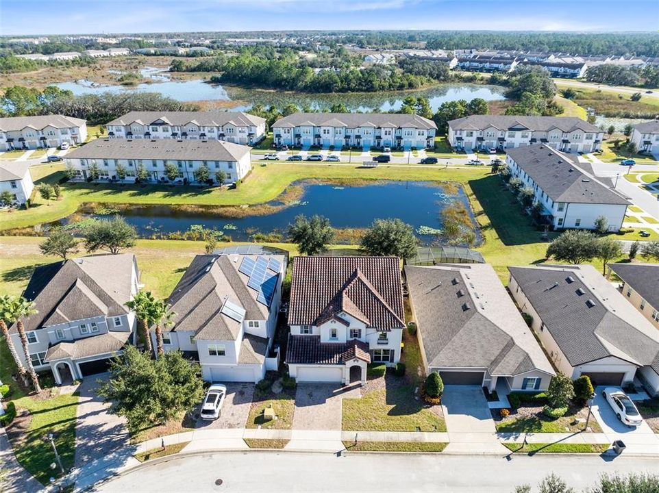 待售: $600,000 (7 贝兹, 6 浴室, 3584 平方英尺)