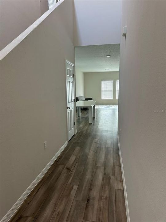 En Renta: $2,500 (5 camas, 3 baños, 2640 Pies cuadrados)