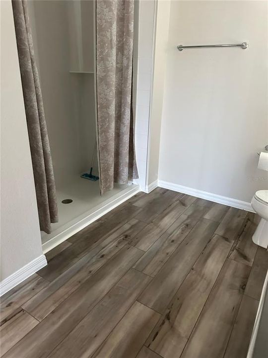 En Renta: $2,500 (5 camas, 3 baños, 2640 Pies cuadrados)