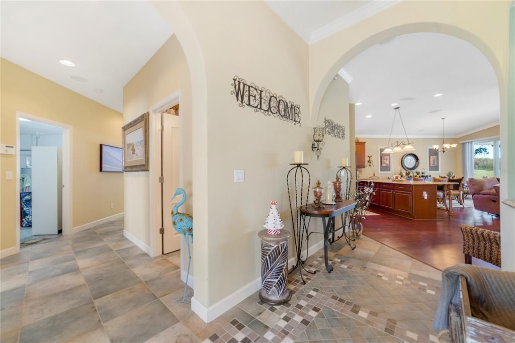 На продажу: $539,000 (3 спален, 2 ванн, 2102 Квадратных фут)