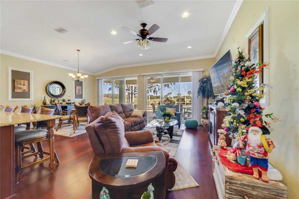 На продажу: $539,000 (3 спален, 2 ванн, 2102 Квадратных фут)