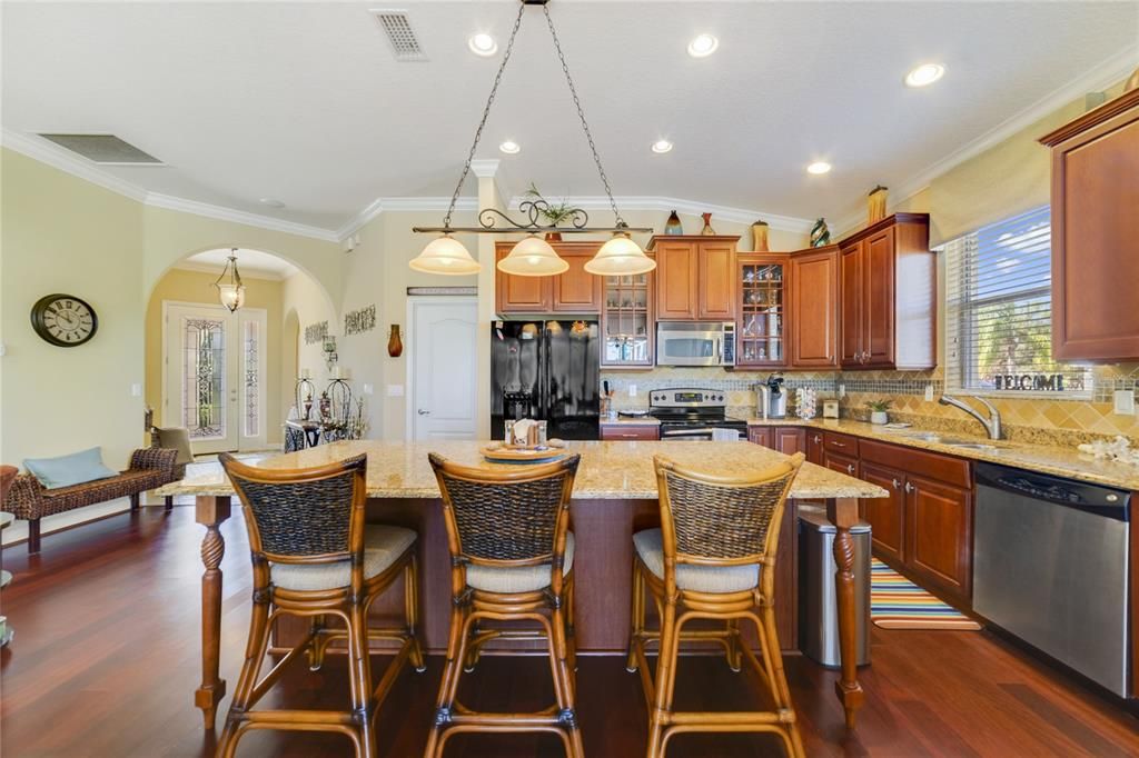 На продажу: $539,000 (3 спален, 2 ванн, 2102 Квадратных фут)