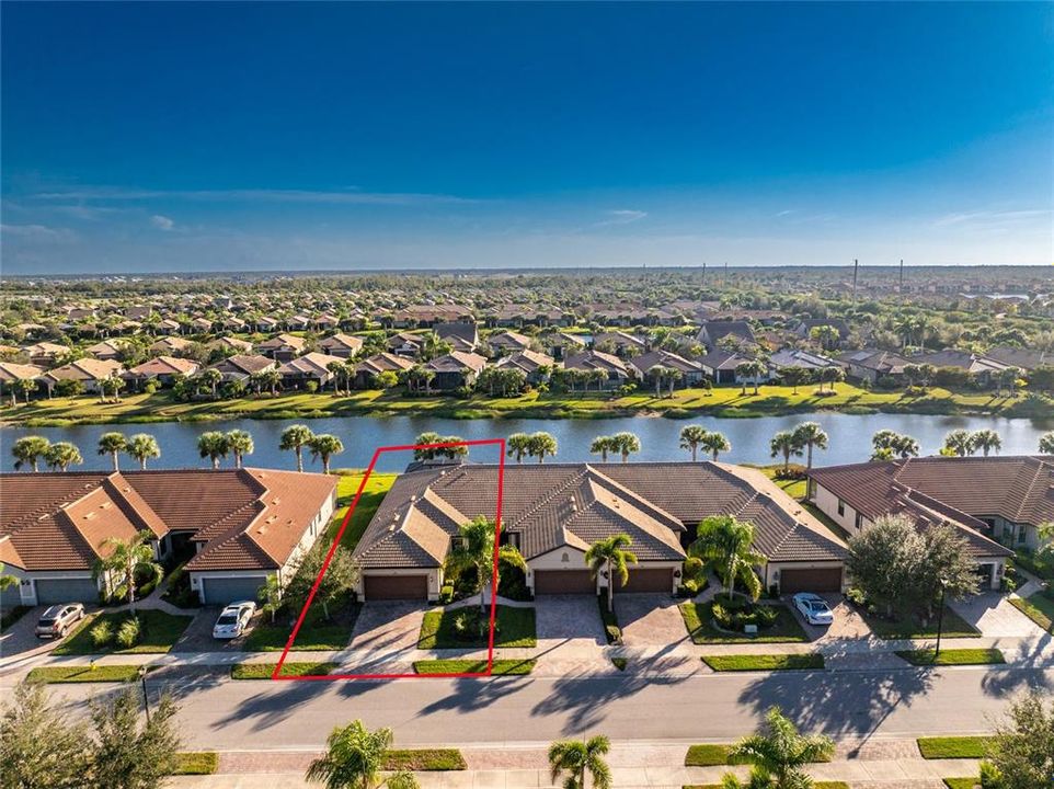 На продажу: $440,000 (2 спален, 2 ванн, 1608 Квадратных фут)