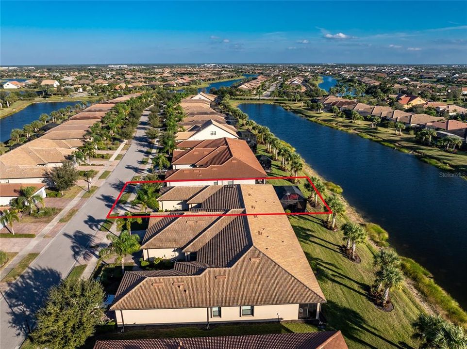 На продажу: $440,000 (2 спален, 2 ванн, 1608 Квадратных фут)