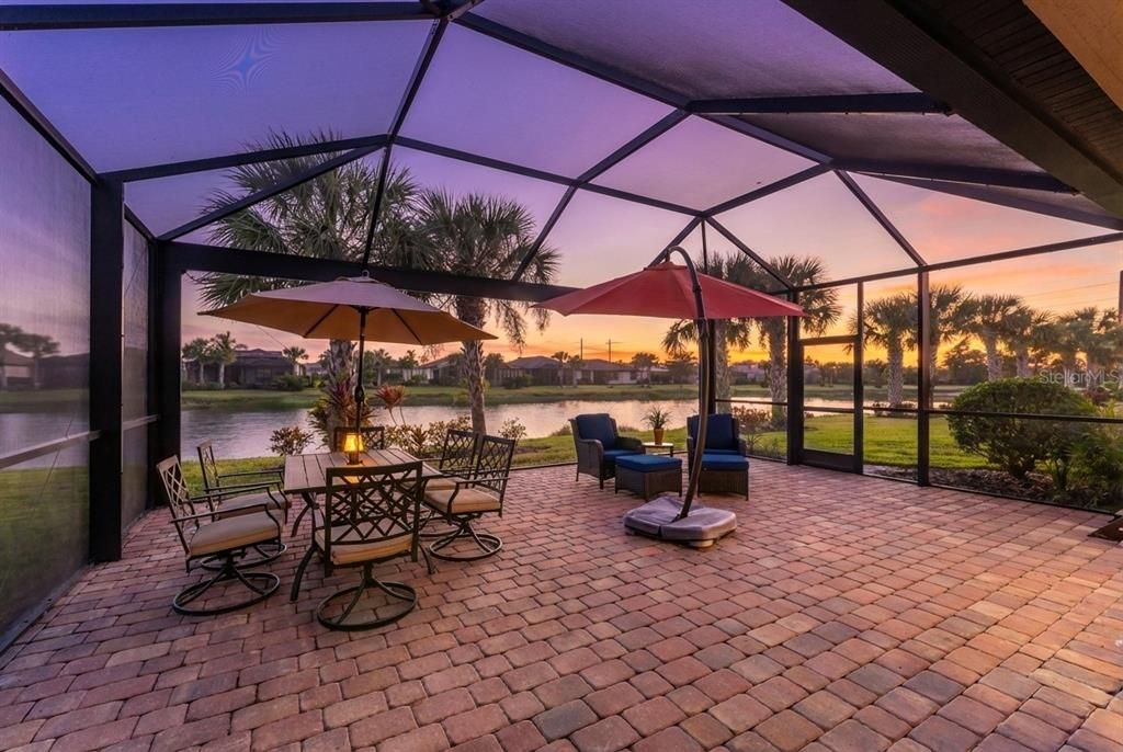 На продажу: $440,000 (2 спален, 2 ванн, 1608 Квадратных фут)