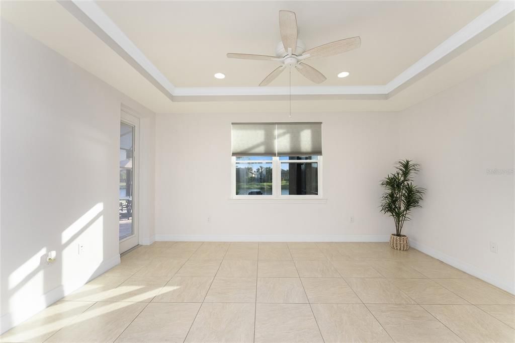 На продажу: $440,000 (2 спален, 2 ванн, 1608 Квадратных фут)