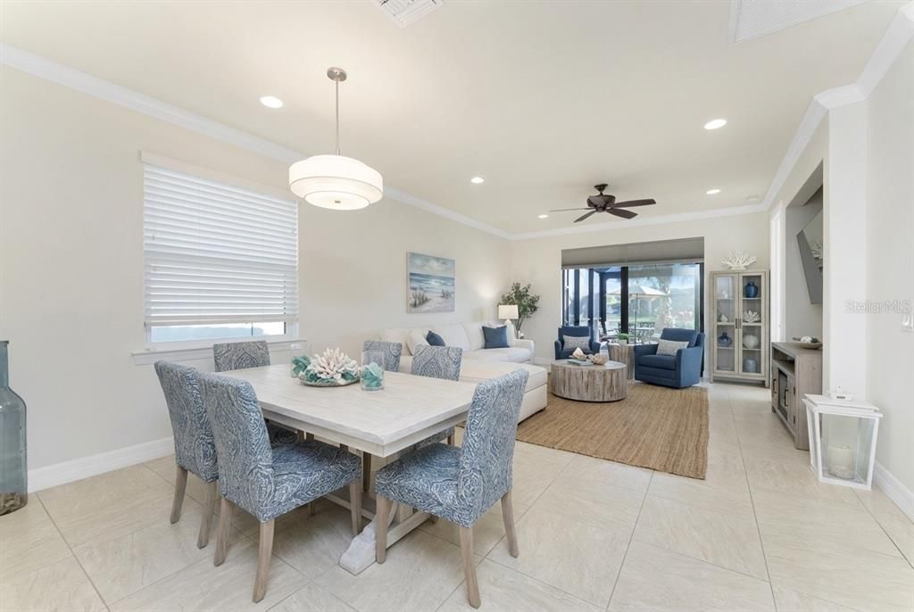 На продажу: $440,000 (2 спален, 2 ванн, 1608 Квадратных фут)