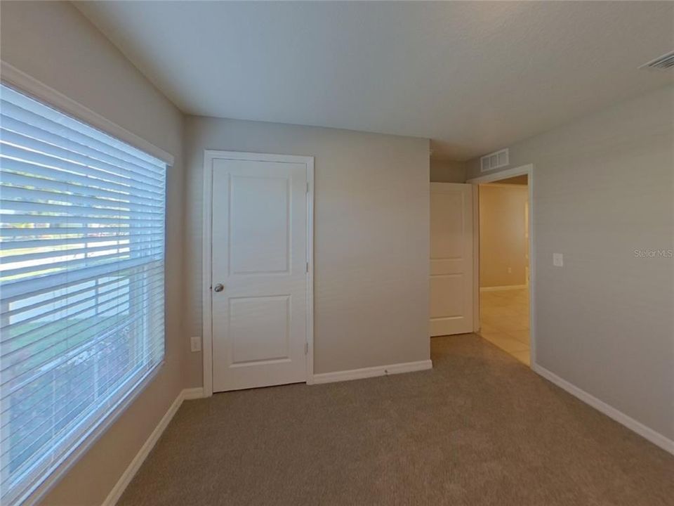 出租: $2,129 (4 贝兹, 2 浴室, 1846 平方英尺)