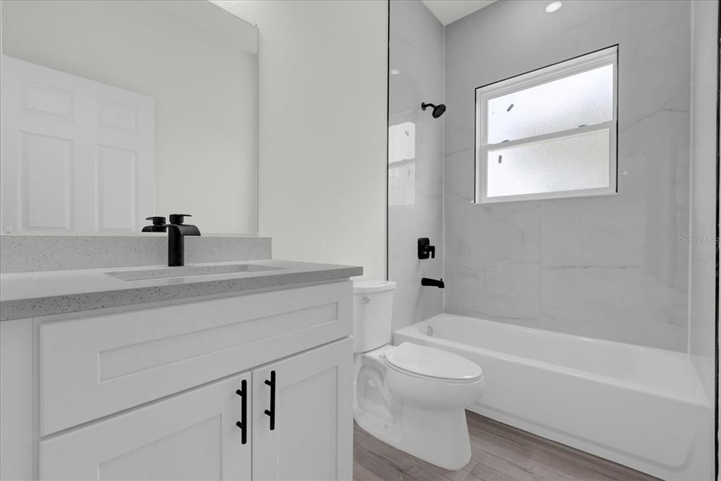 For Rent: $1,899 (4 beds, 2 baths, 1765 Square Feet)