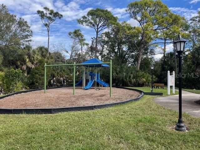 En Venta: $600,000 (4 camas, 2 baños, 2133 Pies cuadrados)