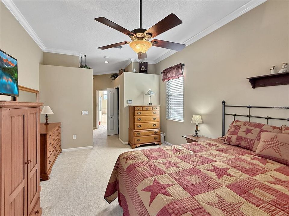 На продажу: $600,000 (4 спален, 2 ванн, 2133 Квадратных фут)