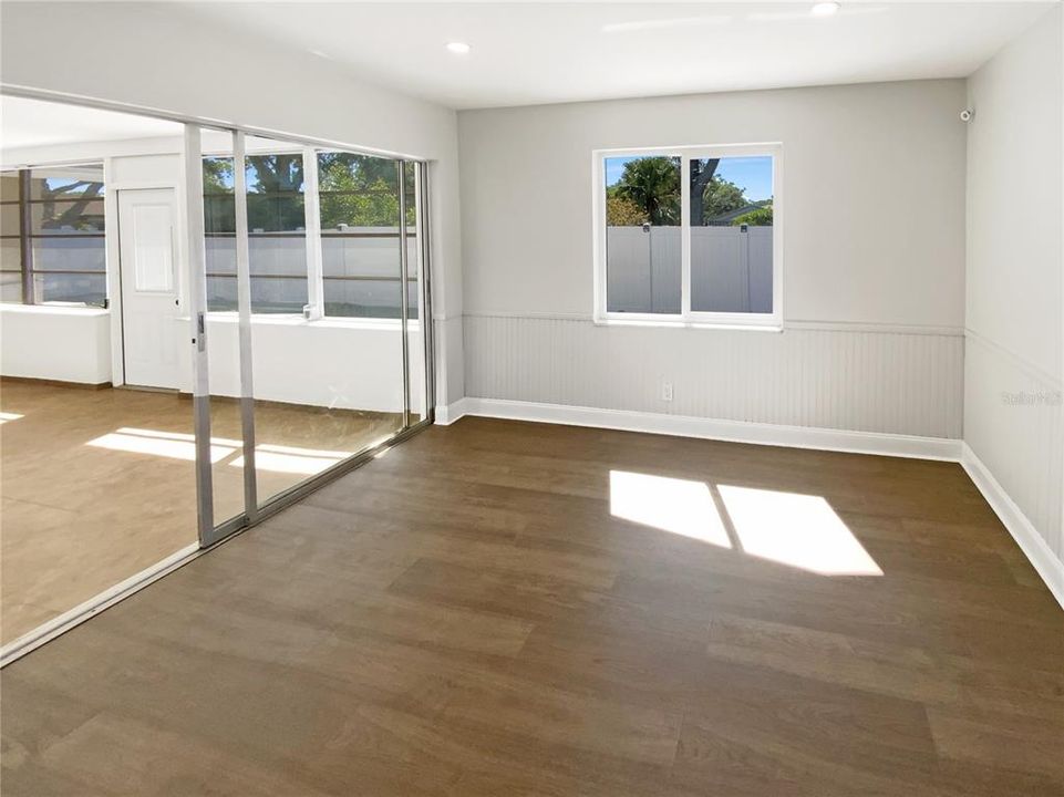 待售: $445,000 (3 贝兹, 2 浴室, 1557 平方英尺)