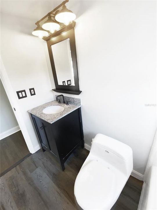 待售: $445,000 (3 贝兹, 2 浴室, 1557 平方英尺)