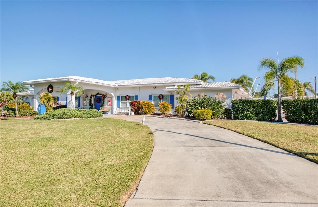 En Venta: $419,000 (2 camas, 2 baños, 1587 Pies cuadrados)