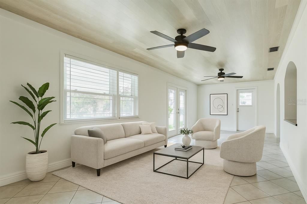 En Venta: $419,000 (2 camas, 2 baños, 1587 Pies cuadrados)