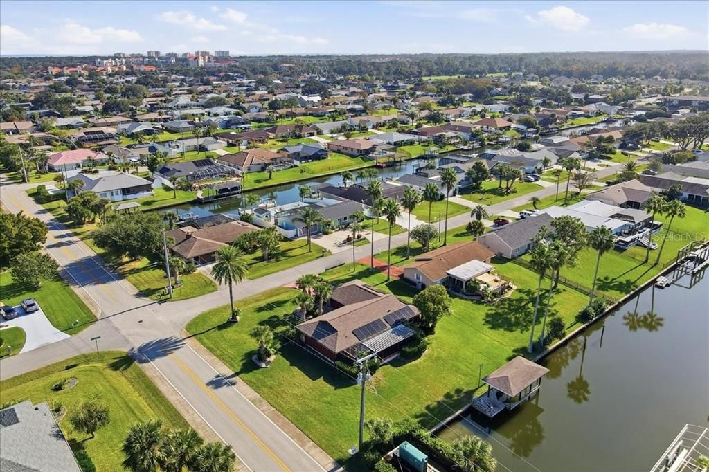 En Venta: $405,000 (2 camas, 2 baños, 1426 Pies cuadrados)