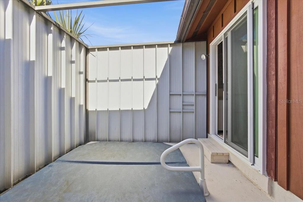 En Venta: $405,000 (2 camas, 2 baños, 1426 Pies cuadrados)